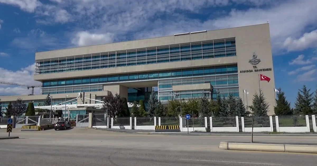 Ankara Çankaya'daki Anayasa Mahkemesi binasının dış görünümü